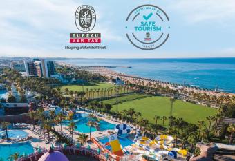 Kamelya Aishen Club & Aqua Ultra All Inclusive Kids Concept allows 18 year olds to book a room