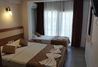 Soleil Hotel has Balcony rooms