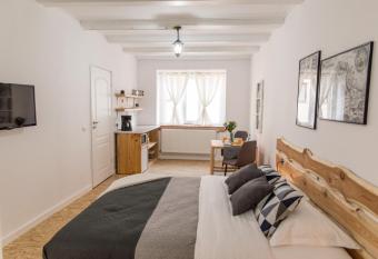 MiddleHouse allows 18 year olds to book a room