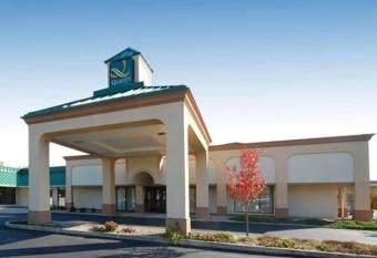 Quality Inn & Suites allows 18 year olds to book a room