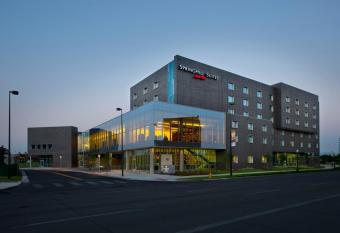 SpringHill Suites by Marriott Denver Downtown allows 18 year olds to book a room