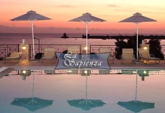 La Sapienza has Balcony rooms