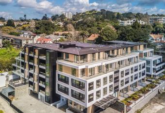 The Edgerley Suites has Balcony rooms