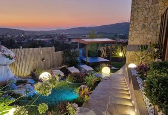 B&B Villa Emanuel has Balcony rooms