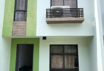 Haus of Emerald by JeYo allows 18 year olds to book a room