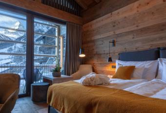 22 Summits Boutique Hotel has Balcony rooms