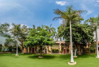 Hotel Genova Centro allows 18 year olds to book a room