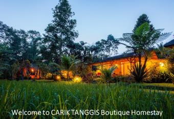 Carik Tangis Boutique Homestay has Balcony rooms