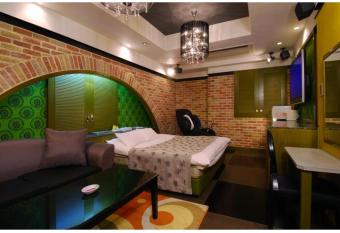 Hotel ShaSha Toyonaka (Adult Only) allows 18 year olds to book a room