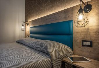 Cuneo Hotel allows 18 year olds to book a room