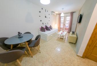 Homely Apartments Loft allows 18 year olds to book a room