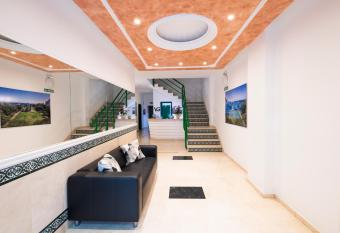 Hotel Apartamentos Villa Gomera allows 18 year olds to book a room