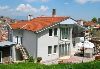 Hotel VilaGora Krushevo has Balcony rooms