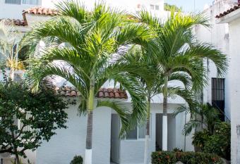 Villa Lupita allows 18 year olds to book a room