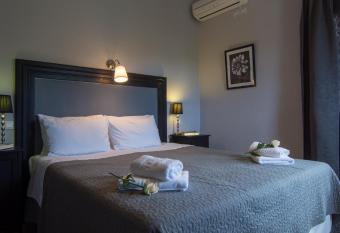 Villa Elaia Suites & Apartments No.1 has Balcony rooms