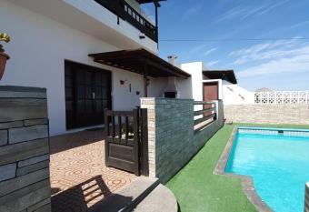 Casa Andres has Balcony rooms