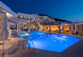 Sunset View Hotel has Balcony rooms