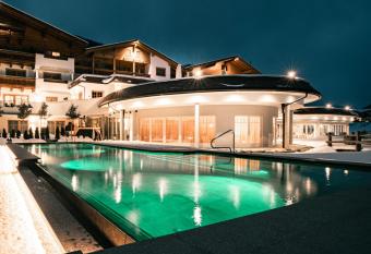 Naturhotel MOLIN has Balcony rooms