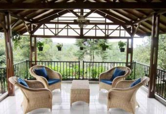 Villa Eco Resorts Mountain View,Private Pool,and Kitchen by SKH Management has Smoking/Balcony rooms