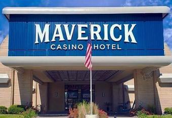 Maverick Hotel and Casino by Red Lion Hotels has Balcony rooms