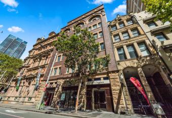 YEHS Hotel Sydney QVB has Balcony rooms