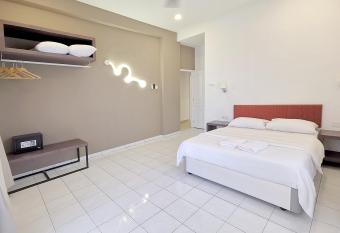 3 Concordia @ Gurney allows 18 year olds to book a room