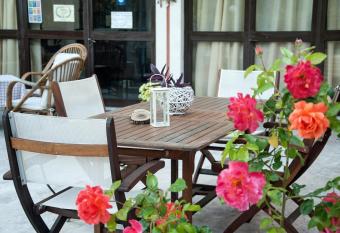 Malibu has Balcony rooms