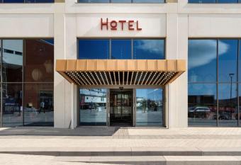 Best Western Plus   by Hotel allows 18 year olds to book a room