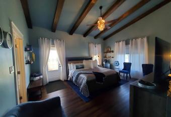 Back Home Bed and Breakfast allows 18 year olds to book a room