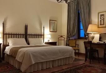 B&B Castello di Camerletto allows 18 year olds to book a room