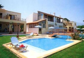 Vamos Palace Apartments has Balcony rooms