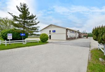 Americas Best Value Inn - Decatur has Smoking rooms