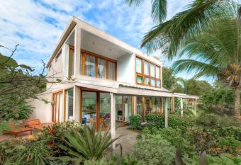 473 Grenada Boutique Resort allows 18 year olds to book a room