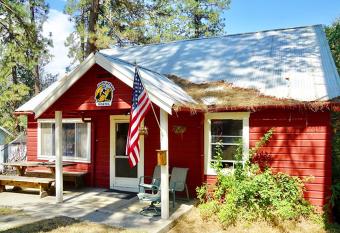Jackass Hostel allows 18 year olds to book a room