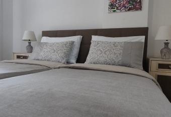  allows 18 year olds to book a room