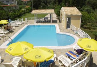 Dimitra Apartments G has Balcony rooms