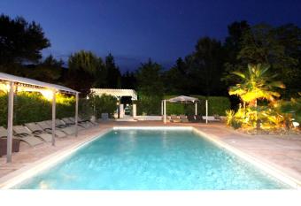 Auberge Des Pins allows 18 year olds to book a room