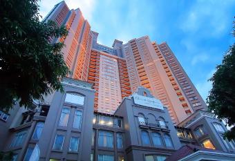 Grand Dafam Ancol Jakarta has Smoking/Balcony rooms