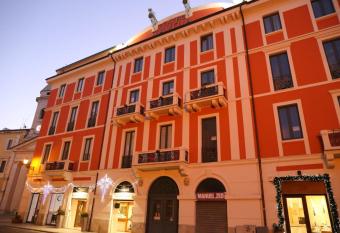 BB SAVOIA Affittacamere has Balcony rooms