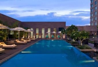 Radisson Blu Hotel Amritsar allows 18 year olds to book a room