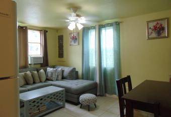 Pauhana Apartment has Balcony rooms