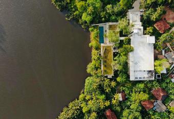 Rimakvin River Edge Resort & Banquet has Balcony rooms