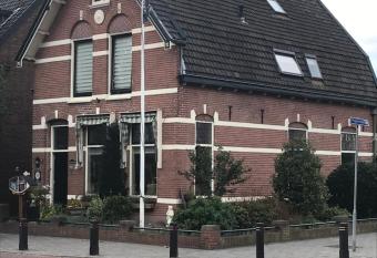 B&B De Duinhoek has Balcony rooms