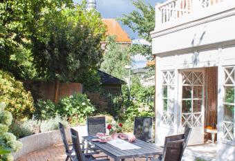 Alisa - Captains Villa on the Museumsberg has Balcony rooms