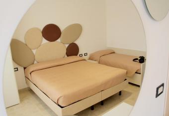 Hotel Belvedere has Balcony rooms