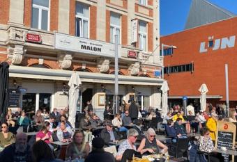 Hotel Malon allows 18 year olds to book a room