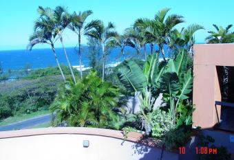 La-Peng Guest House has Balcony rooms