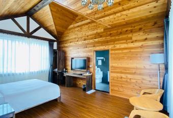 Puli Diary allows 18 year olds to book a room