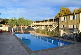 Lamplighter Motel Clearlake has Balcony rooms