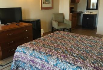 Ans Inn & Suites allows 18 year olds to book a room